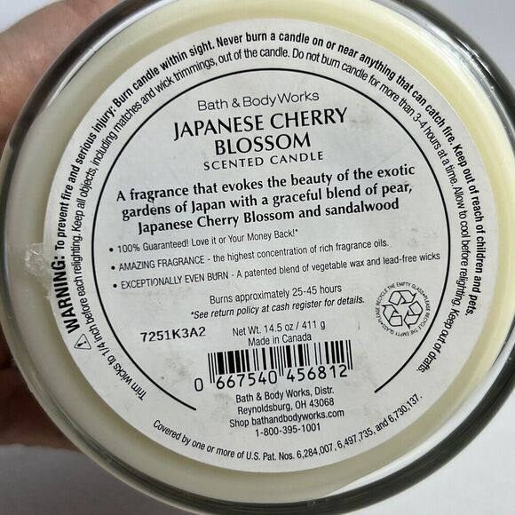 Bath Body Works Japanese Cherry Blossom 3 Wick Candle Scented Unused 14.5 oz - Picture 4 of 5